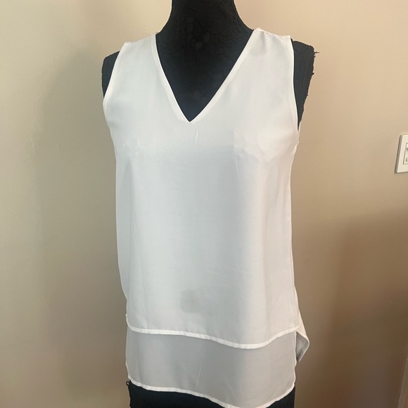 Michael Kors Tops - Picture 6 of 9